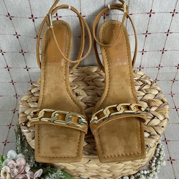 Good American Suede Single Strap Chain Heeled Sandals Amber Brown Sz 	11 New - Picture 6 of 12